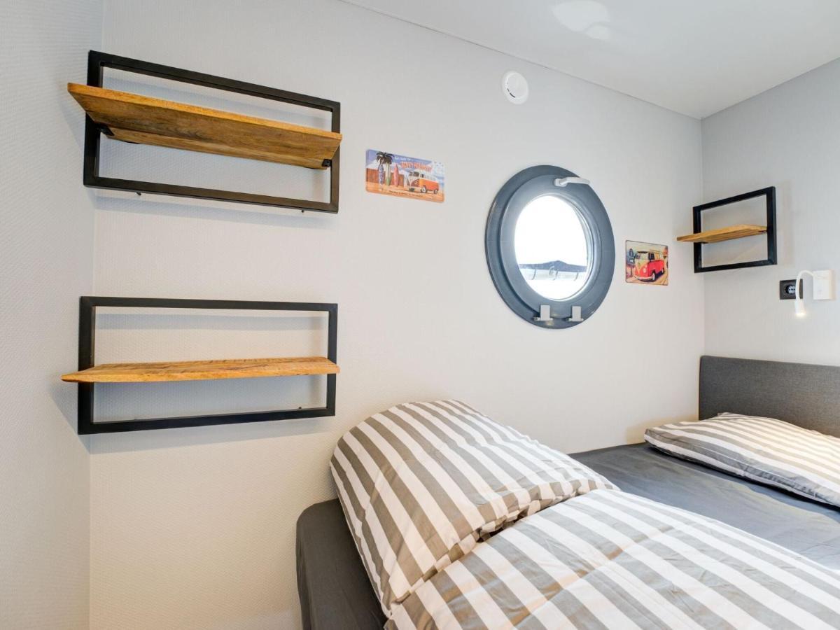 Hotel Beautiful Houseboat In Marina Of Volendam Exterior foto